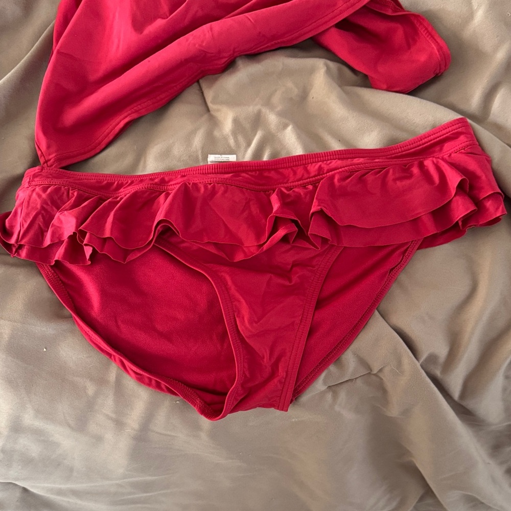 Kenneth Cole Tankini - Picture 2 of 3